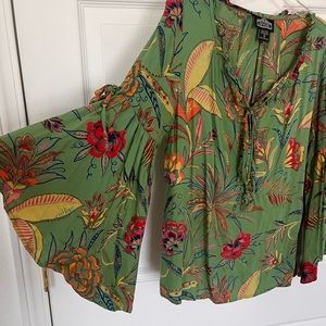 Green blouse, small, 3/4 sleeves